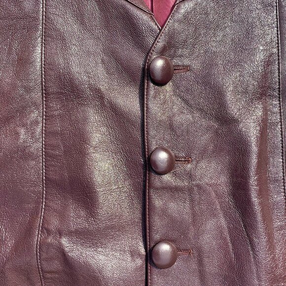 Men’s Custom Dark Brown Leather Vest w/Front Pockets & Buttons, Size 46R - Picture 4 of 8